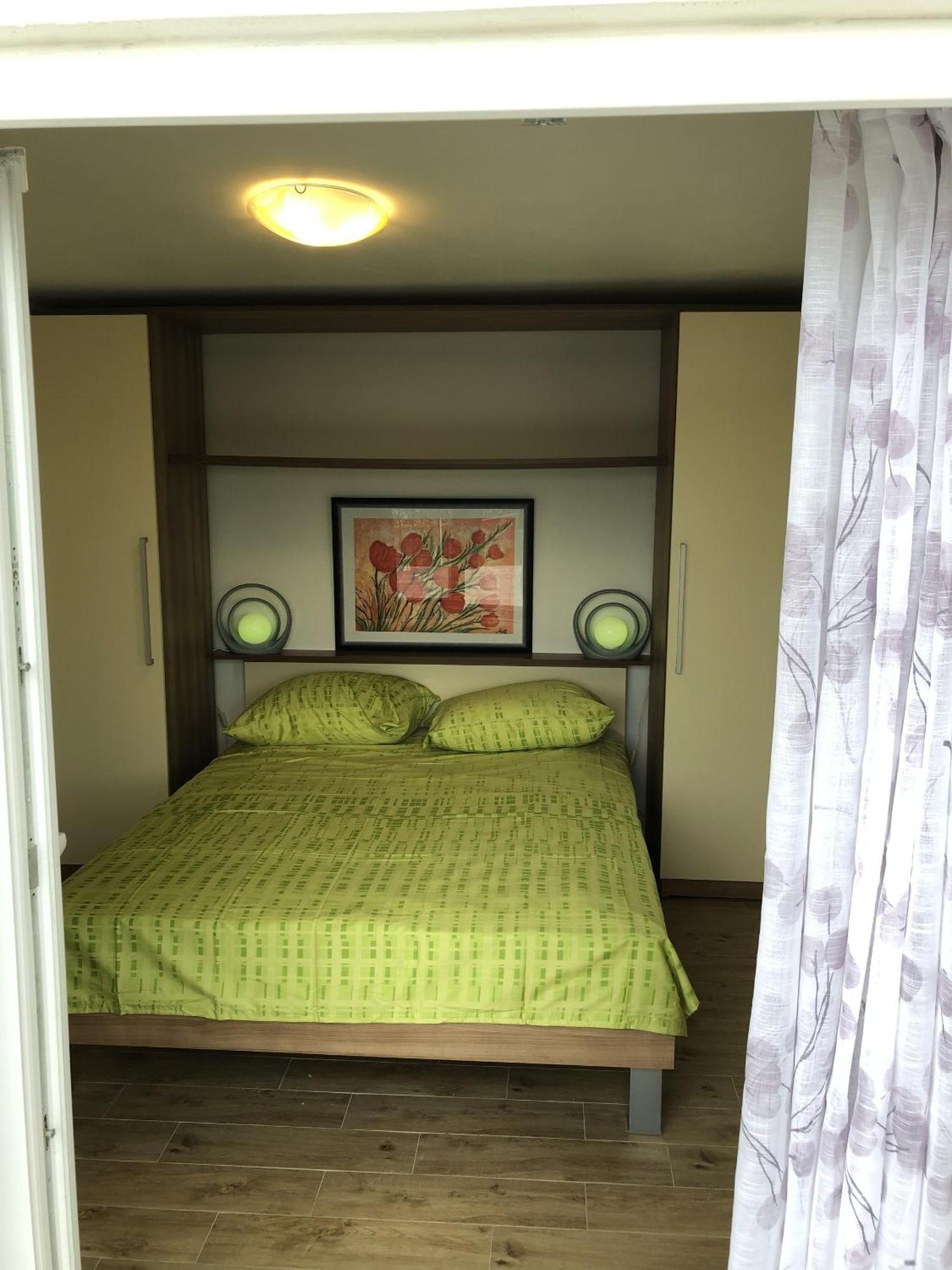 Apartments And Rooms With A Swimming Pool Kali, Ugljan - 14083 Rom bilde