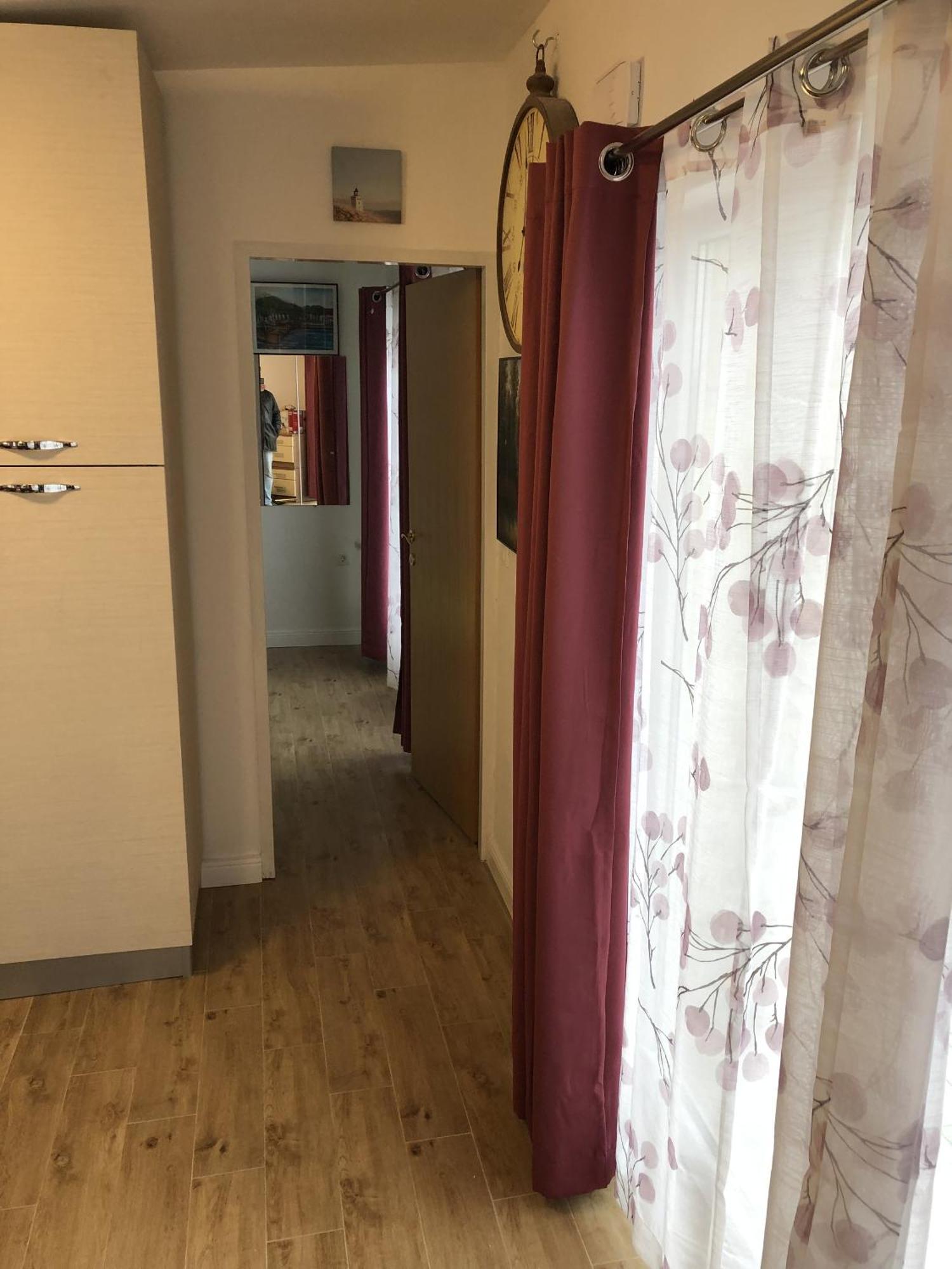 Apartments And Rooms With A Swimming Pool Kali, Ugljan - 14083 Rom bilde